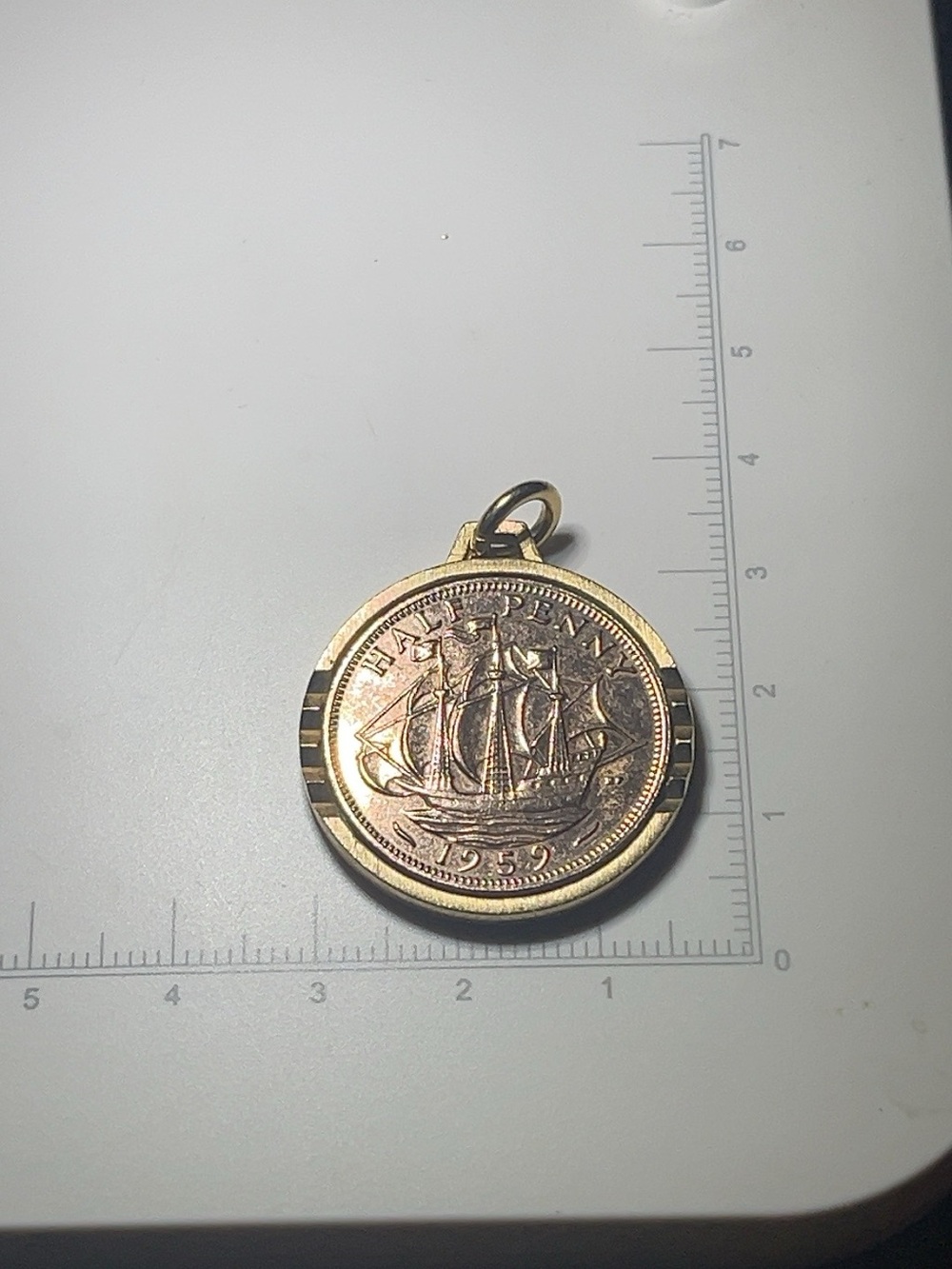 Vintage SIMMONS 1959 British Half Penny Coin Pendant Queen Elizabeth II